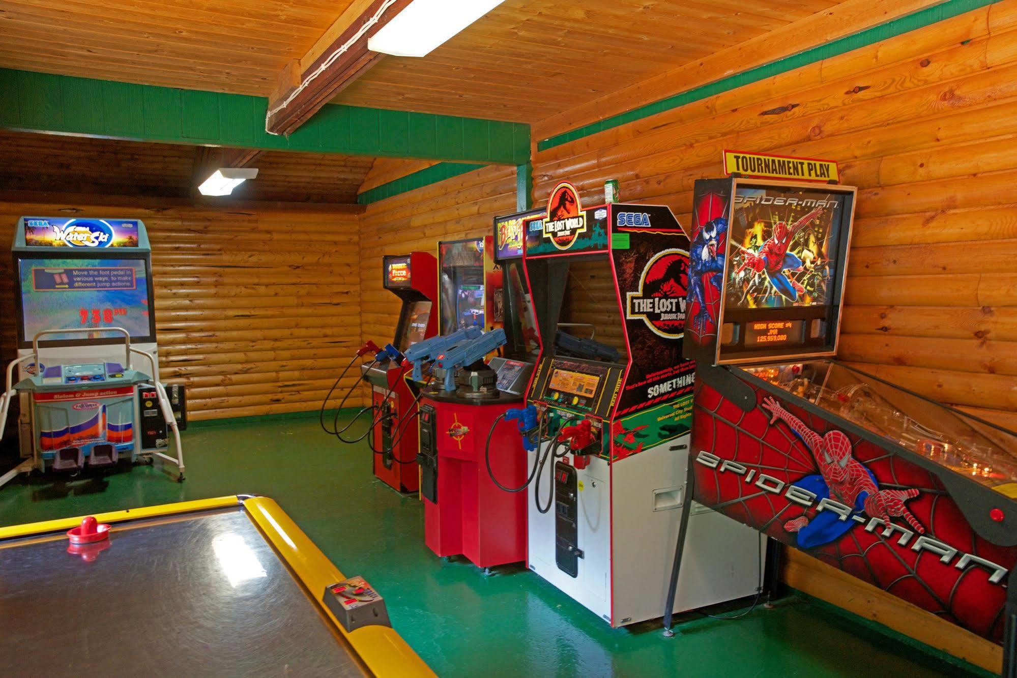 Arrowhead Resort Campground Plainville Экстерьер фото